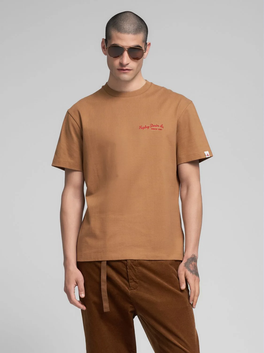 JERSEY-T-SHIRT MIT STICKEREI