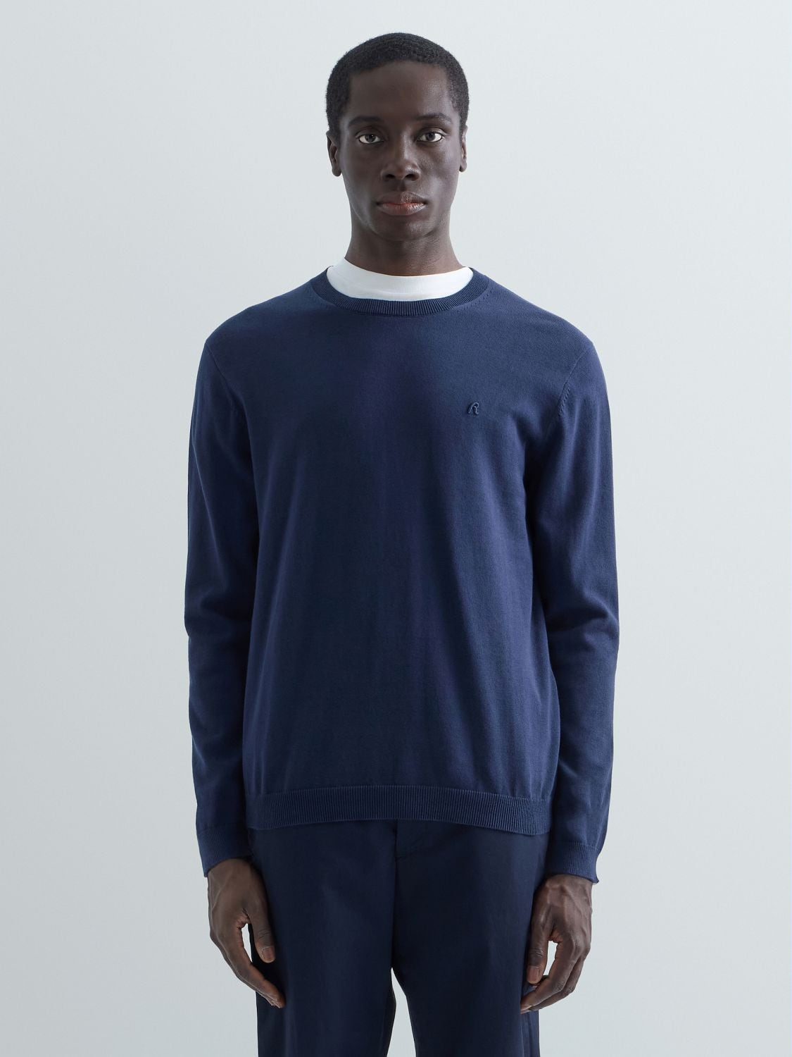 REPLAY BAUMWOLLPULLOVER MIT R-STICKEREI UK4851.000.G22578 DEEP BLUE 2