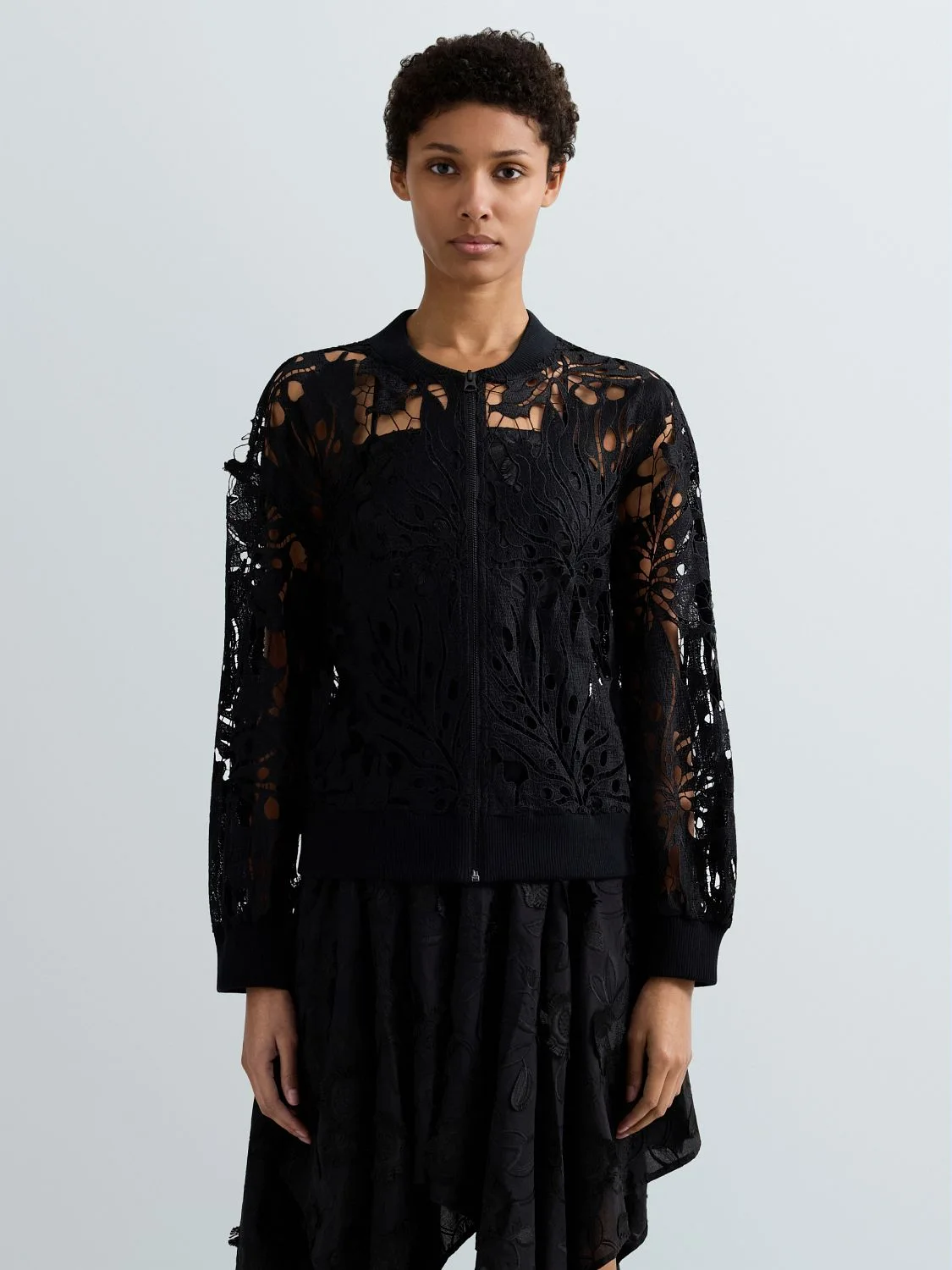 REPLAY ZIP-UP SWEATER WITH LACE DK4220.000.G23726 BLACK 2