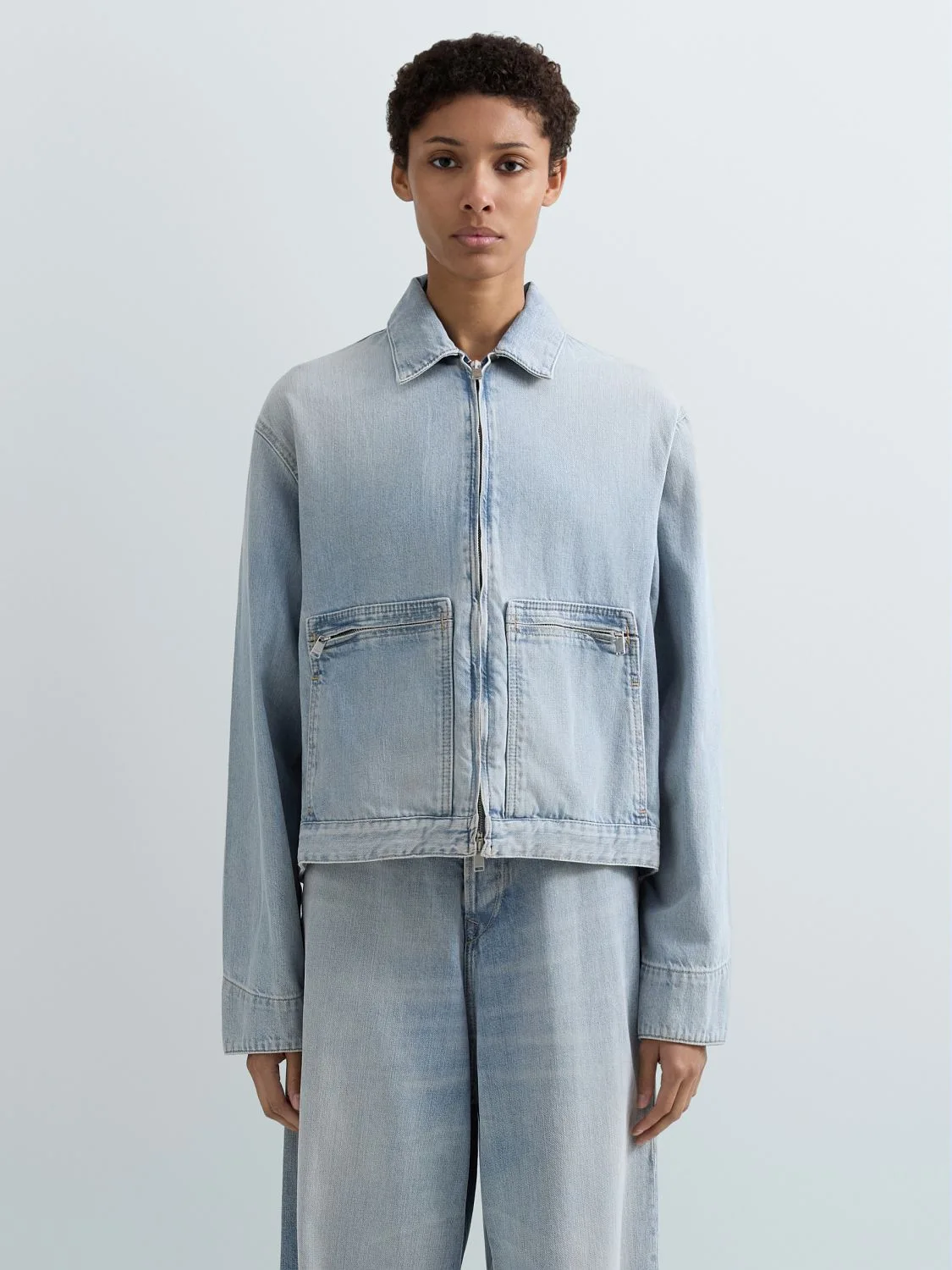REPLAY COMFORT-FIT LIGHT DENIM JACKET W7936A.000.250 175 LIGHT BLUE 2