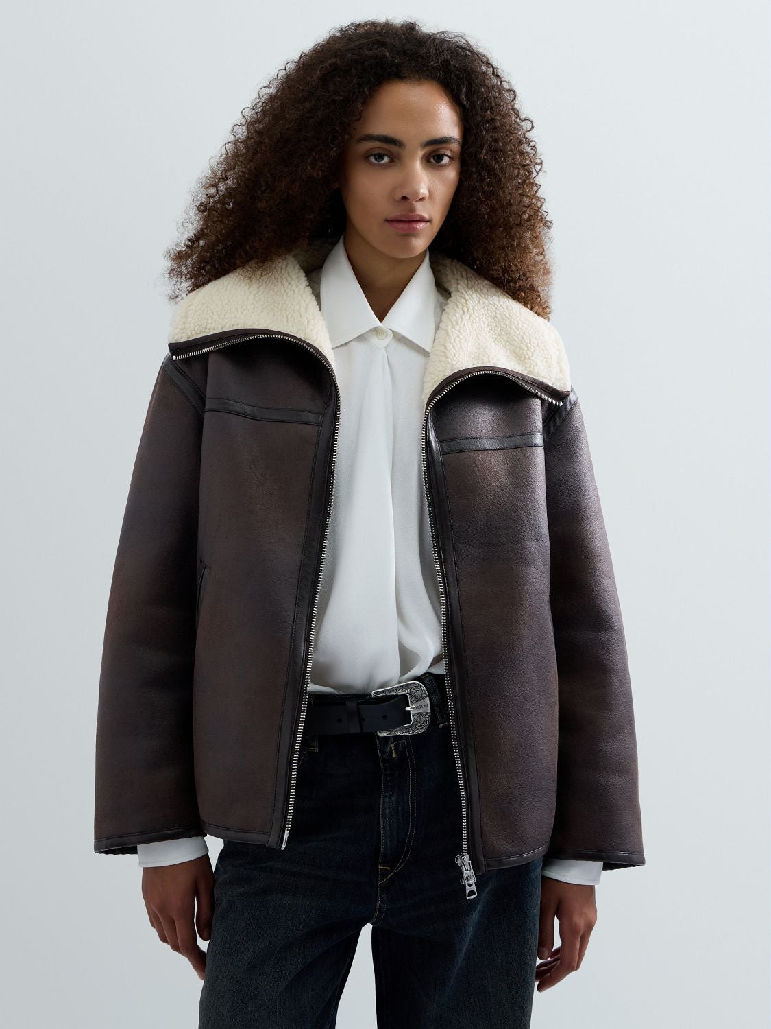 REPLAY SHEARLING-STYLE JACKET W002N .000.7240P DARK CHOCOLATE 2