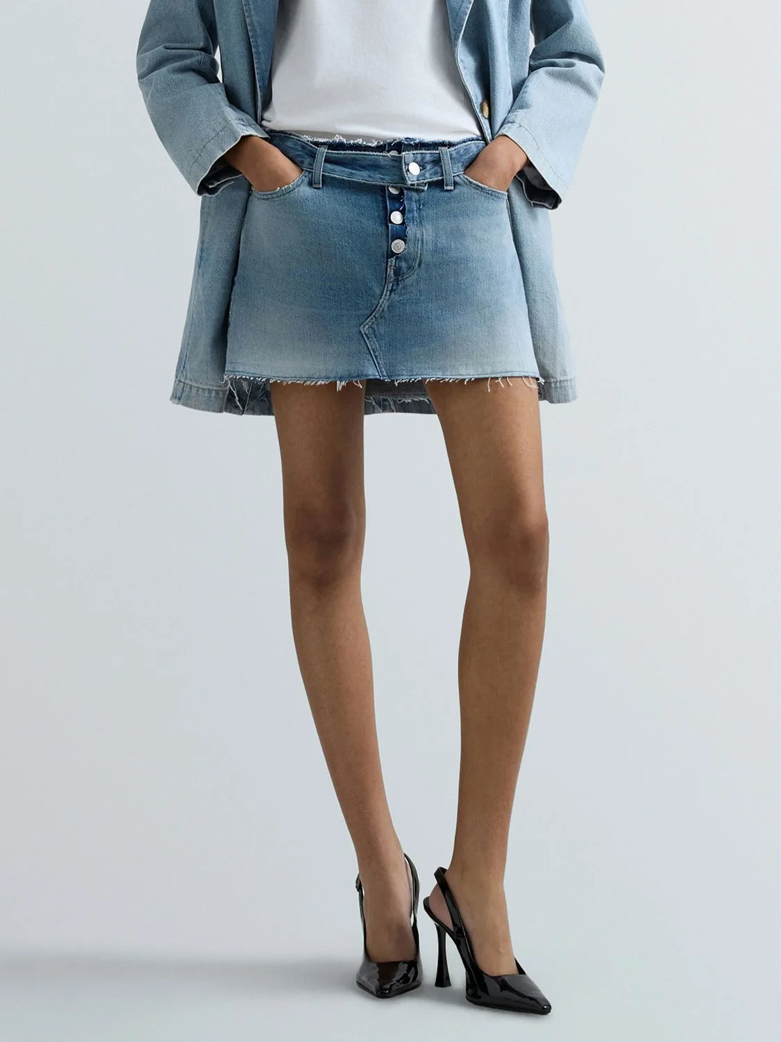 REPLAY DENIM MINISKIRT W9979 .000.912 103 LIGHT BLUE 2