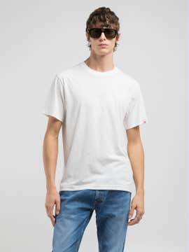 T-SHIRT REGULAR FIT