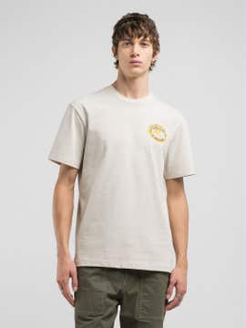 T-SHIRT MIT TROPISCHEM AUFDRUCK