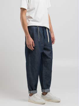JEANSHOSE TAPERED FIT
