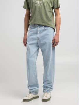 STRAIGHT-FIT-JEANS M9ZERO1