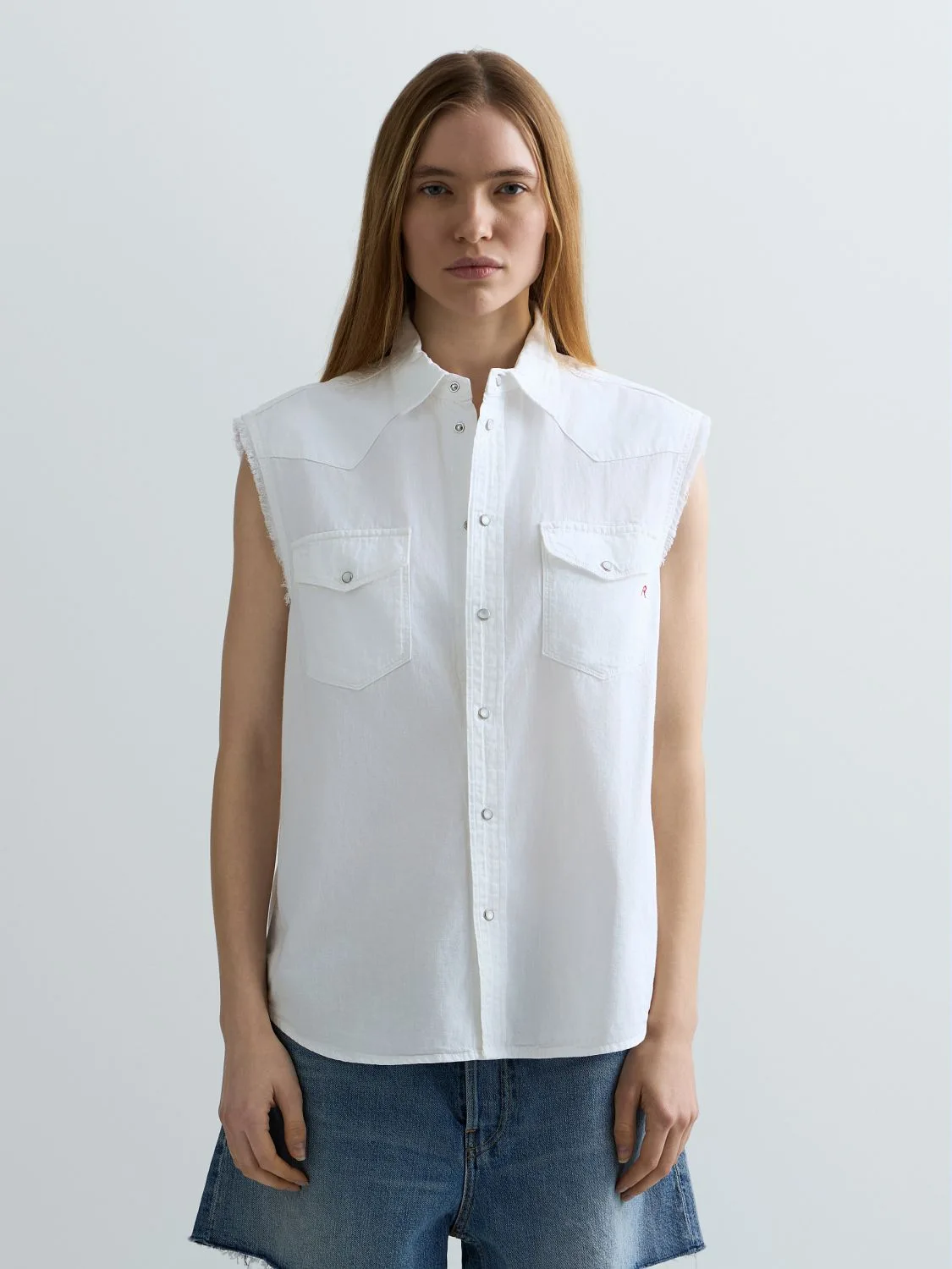 REPLAY SLEEVELESS WHITE DENIM SHIRT W2437 .000.84004ET NATURAL WHITE 2