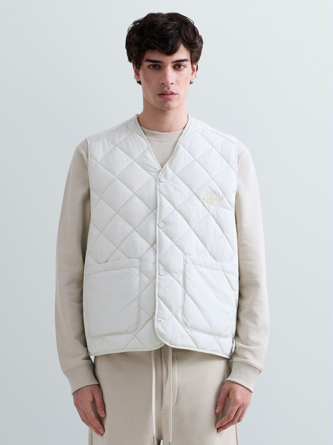 REPLAY QUILTED RIPSTOP VEST M8474 .000.85312 SNOW WHITE 2
