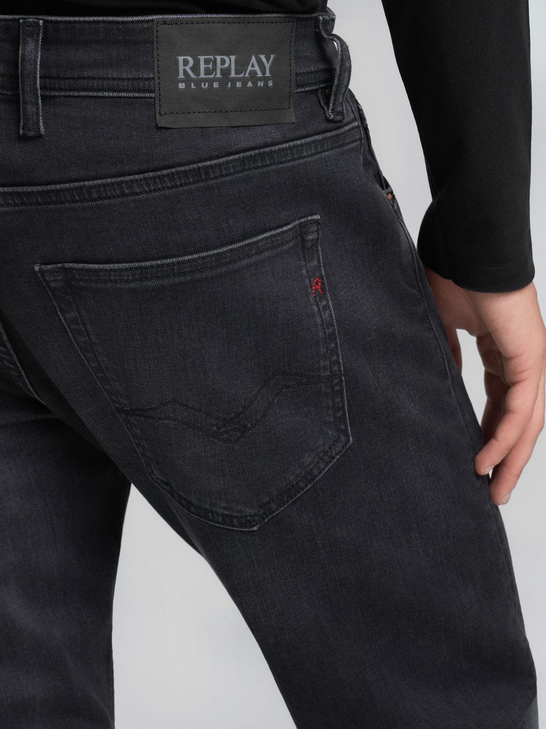 送料込★REPLAY★WLW689.000.85B 09 ジーンズ Grover straight-fit jeans Medium blue | Replay Jeans