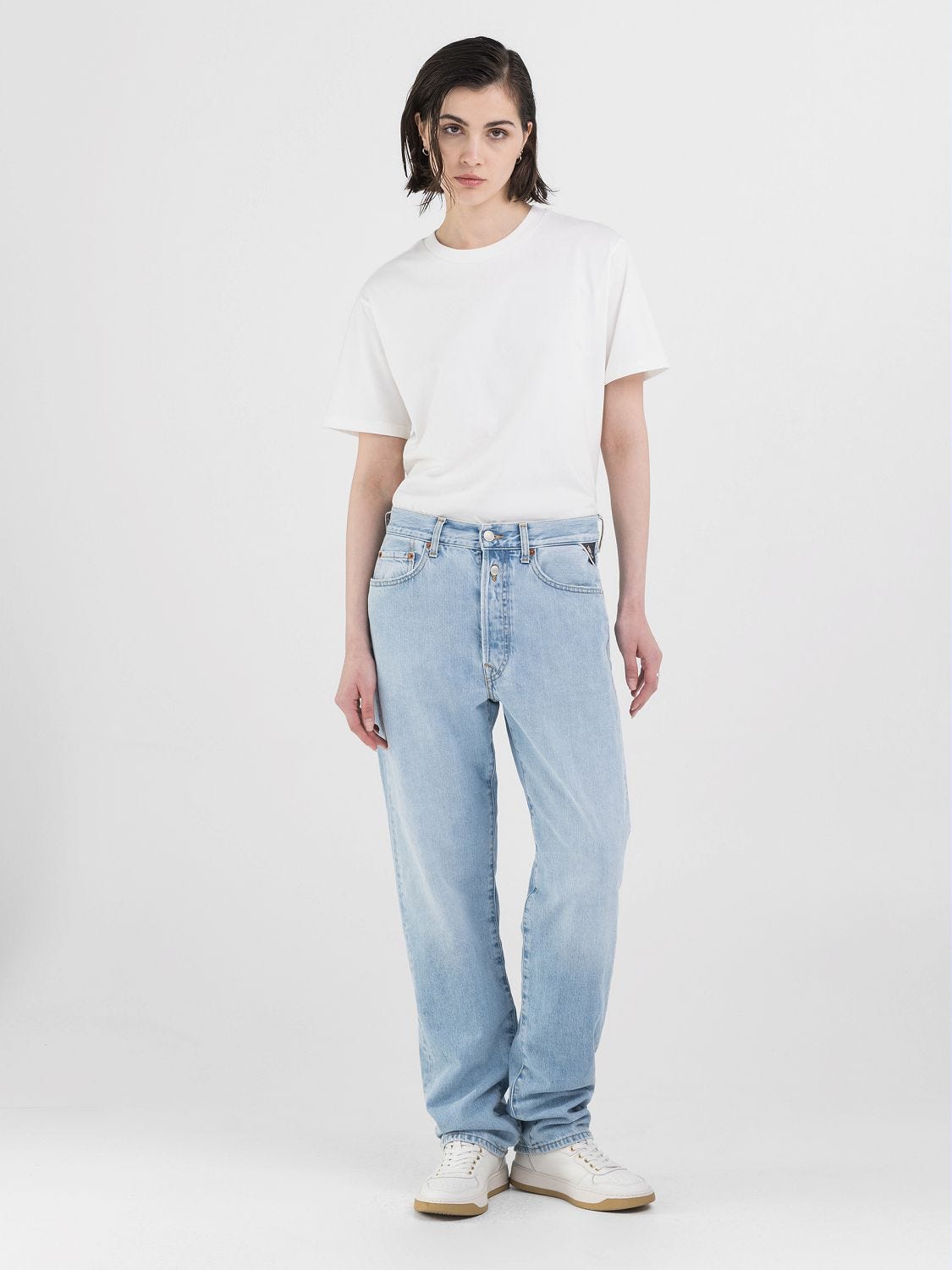 W9zero1 straight-fit jeans Super light blue | Replay Jeans