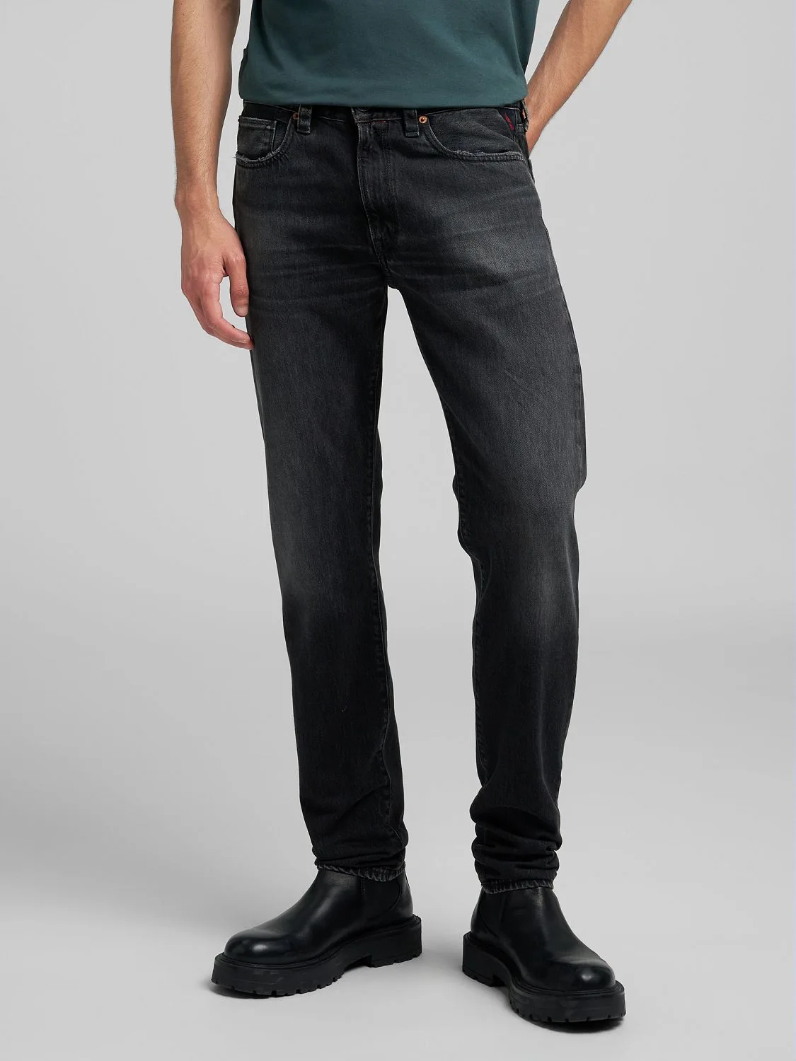 REPLAY NEAAL SLIM-FIT JEANS M1038R.000.938 96B DARK GREY 2