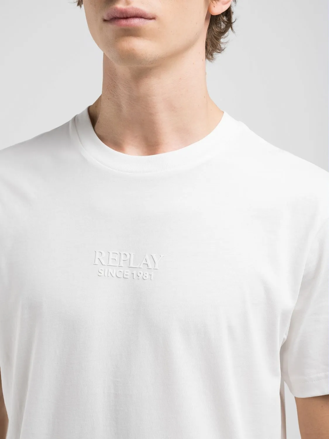 送料込★REPLAY★M3047.000.23732P 半袖Tシャツ T-shirt regular fit Natural white | Replay Jeans