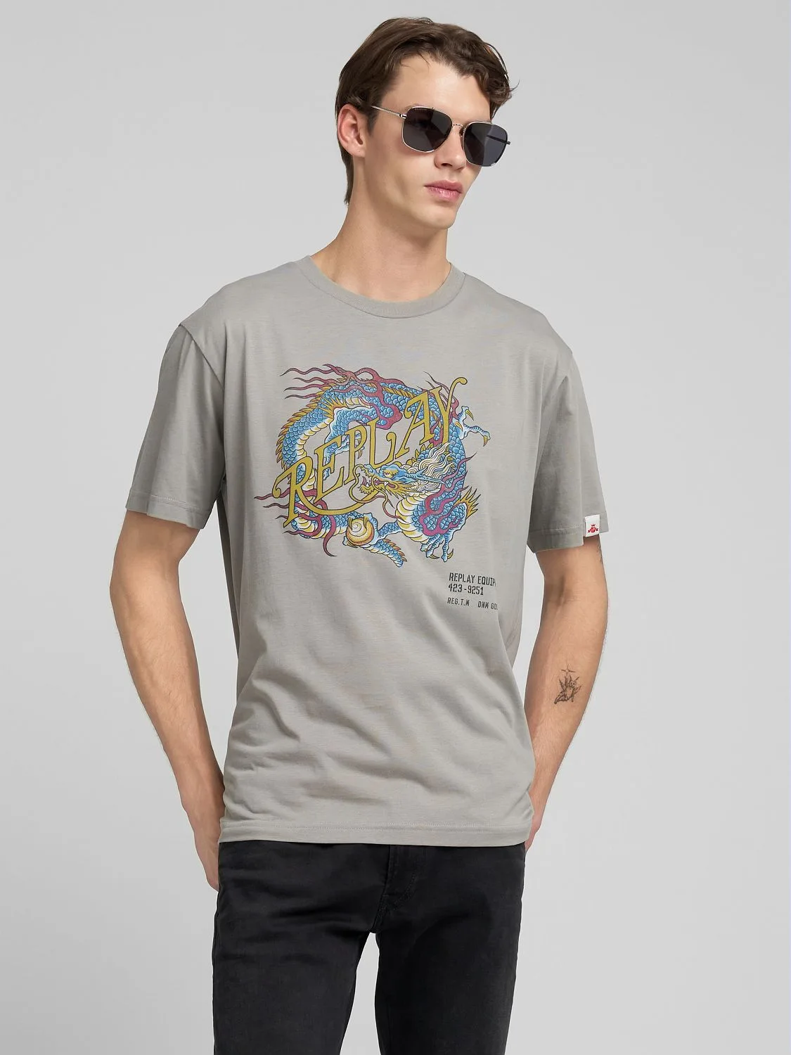 JERSEY-T-SHIRT MIT DRACHENAUFDRUCK