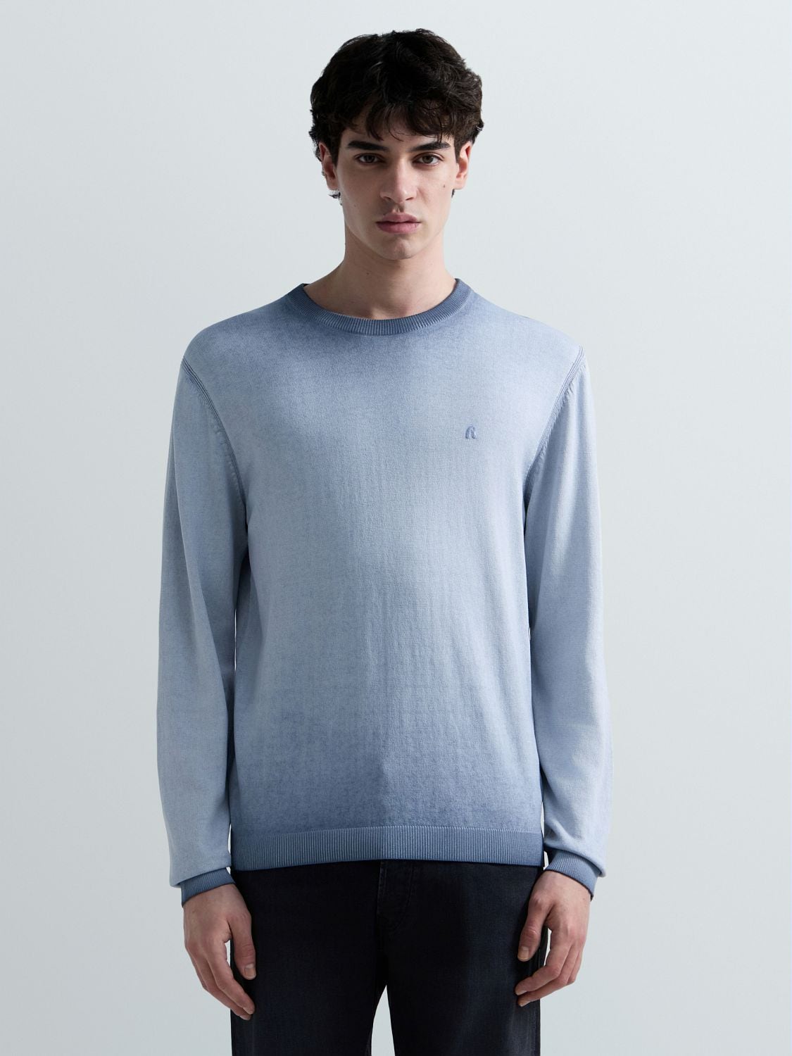 REPLAY OMBRE COTTON CREW-NECK SWEATER UK4705.000.G20785A PEWTER BLUE 2