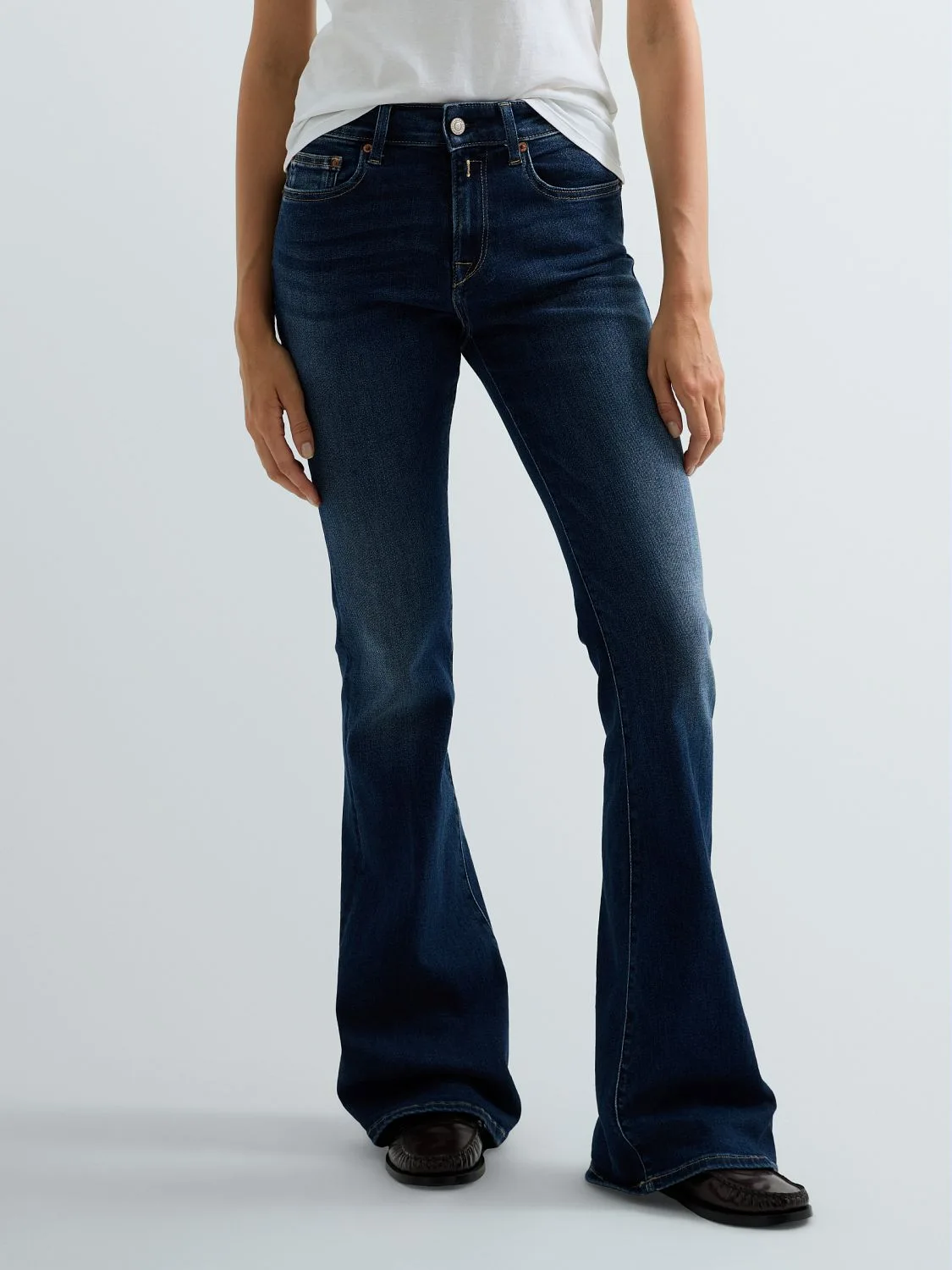 REPLAY AUSGESTELLTE BOOTCUT-JEANS JOELLA W0534 .000.805 223 DARK BLUE 2