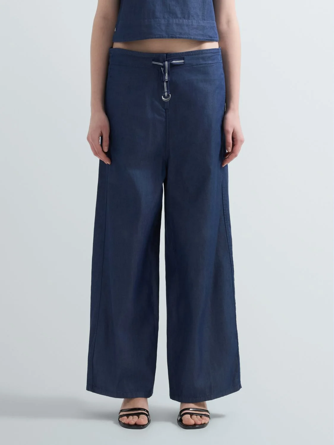 REPLAY WIDE-LEG DENIM TROUSERS W8195A.000.242 07 DARK BLUE 2