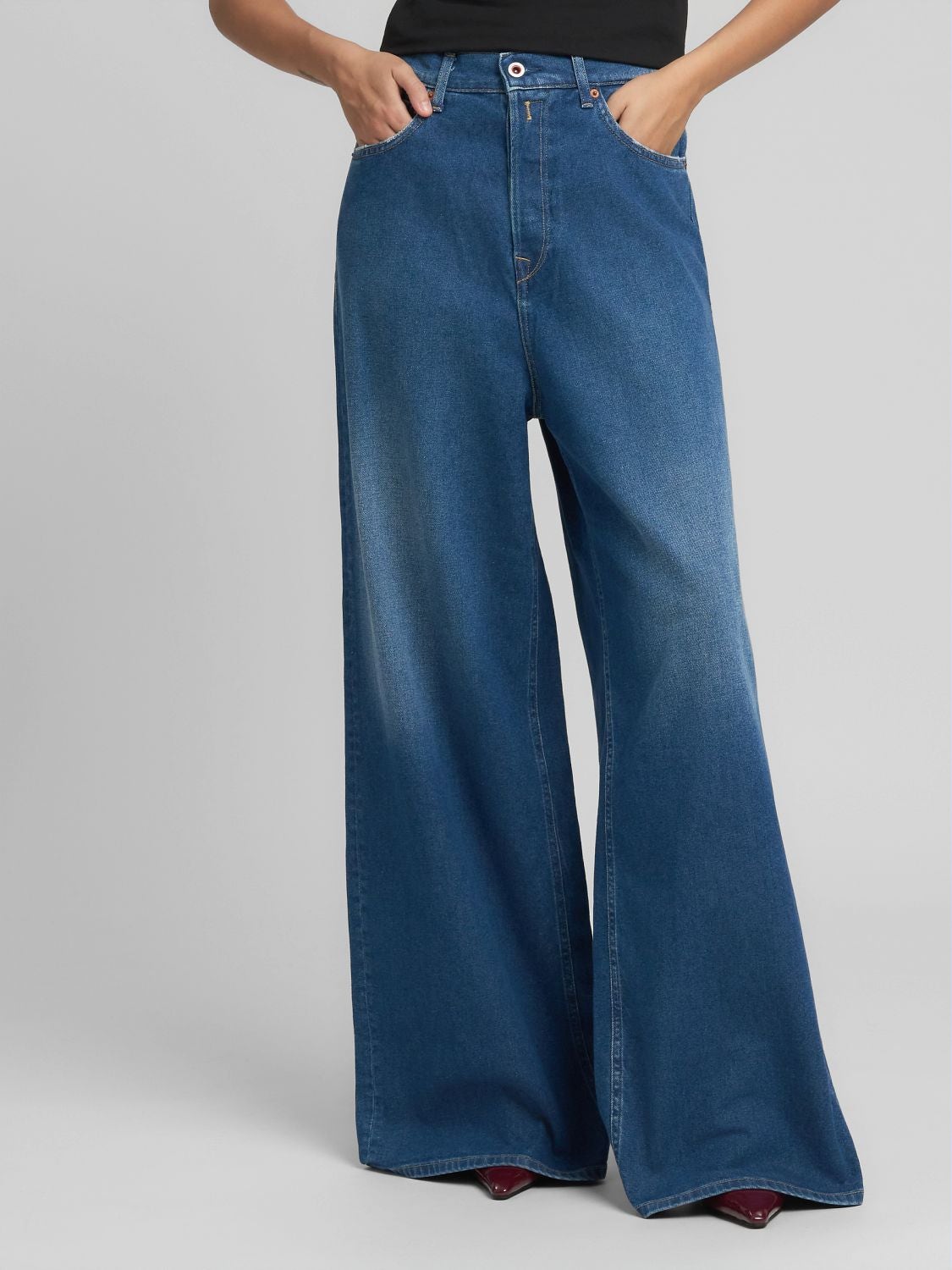 REPLAY MARGOTT BAGGY-FIT JEANS WN535 .000.519I379 MEDIUM BLUE 2