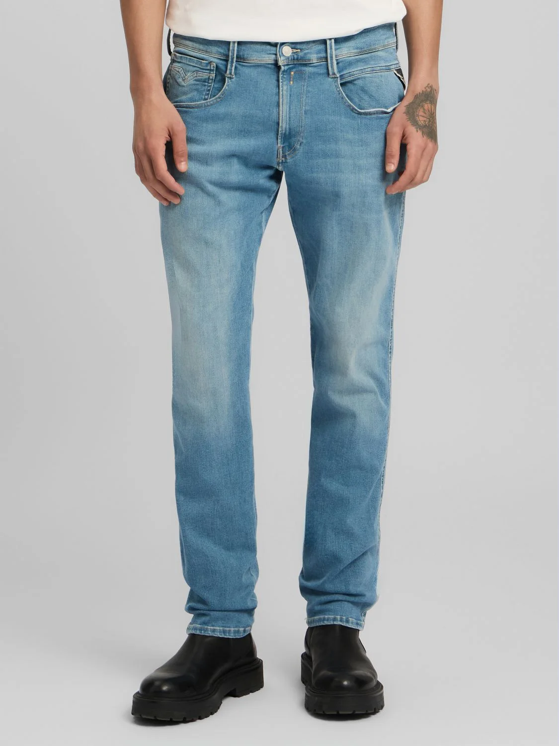 REPLAY ANBASS SLIM-FIT JEANS M914Y .000.661 996 LIGHT BLUE 2