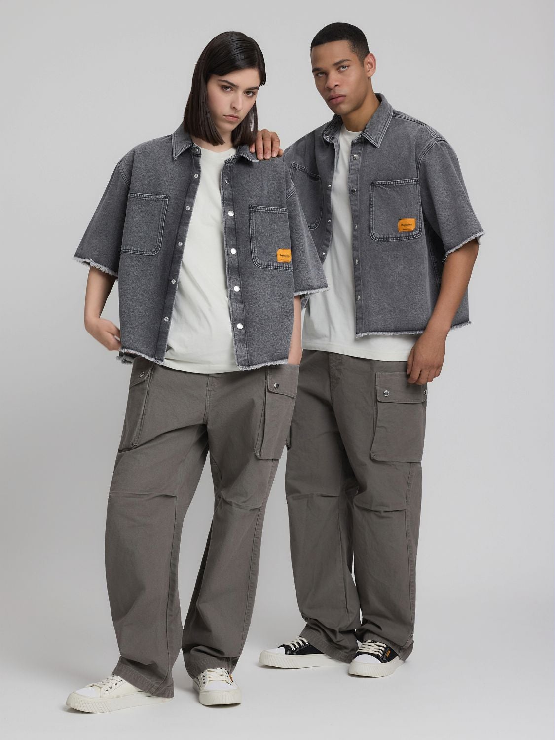 REPLAY PANTALÓN CARGO AGÉNERO REPLAY INC. KU1004.000.D854045 STONED GREY 1