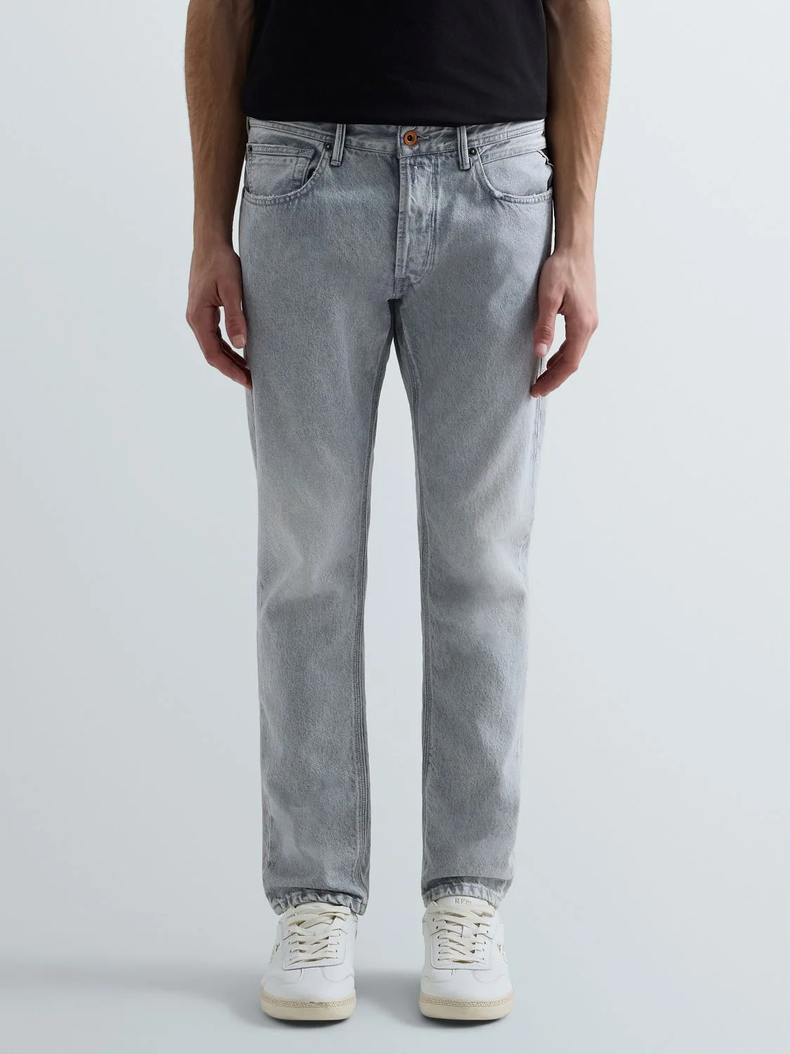 REPLAY WILLBI REGULAR-FIT JEANS M1008 .000.254 168 LIGHT GREY 2