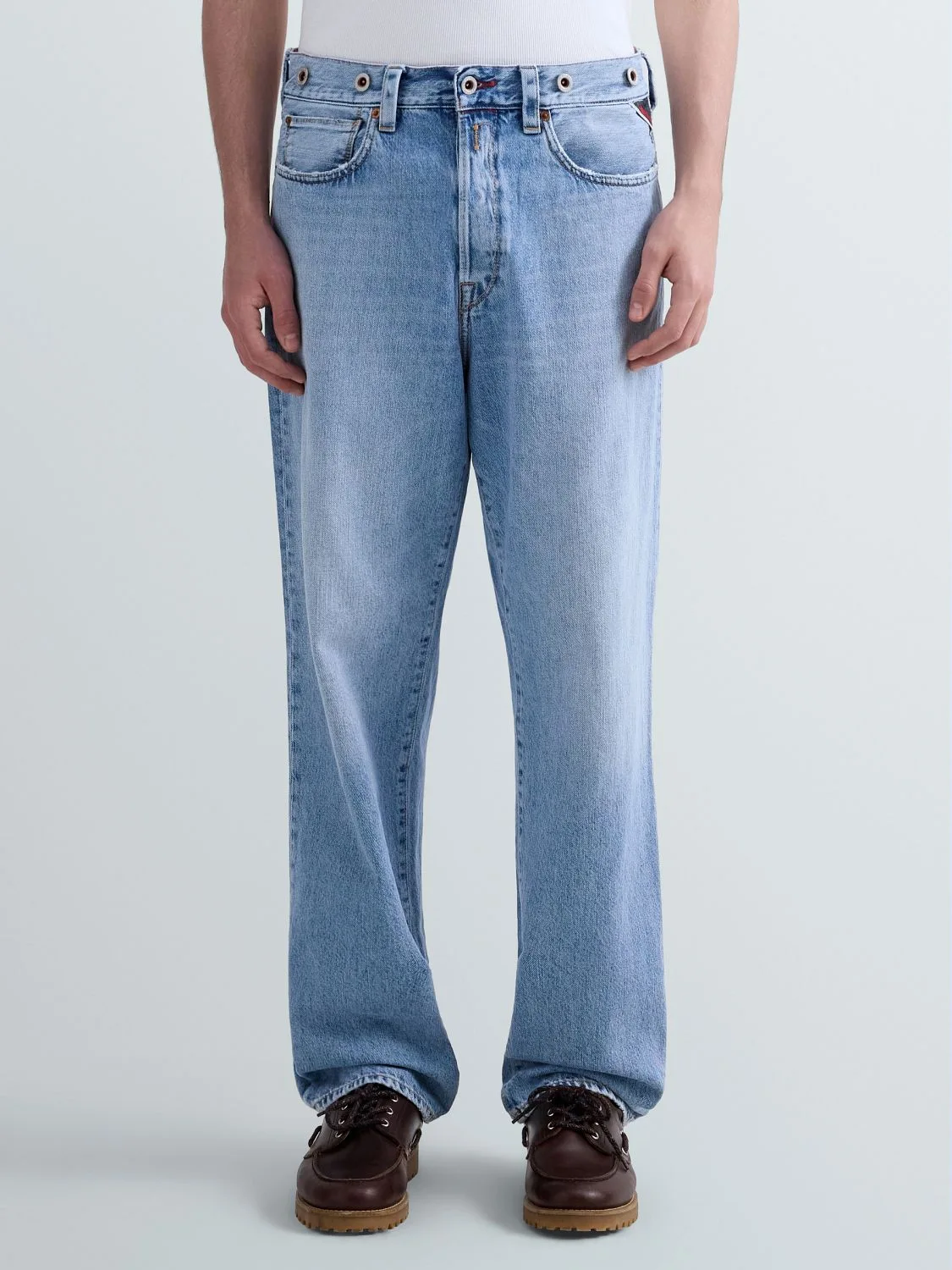 REPLAY BWAII RELAXED-FIT JEANS M1040R.000.800 18A LIGHT BLUE 2