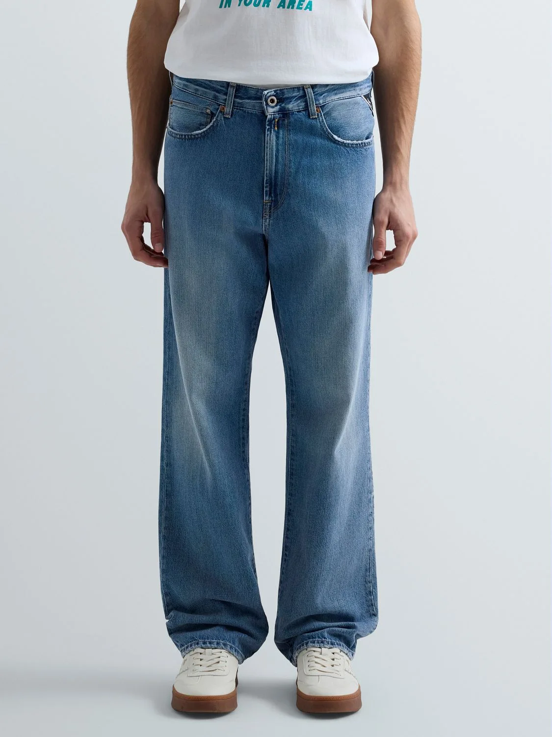 REPLAY DEEWEY LOOSE-FIT JEANS M1044 .000.800118B LIGHT BLUE 2