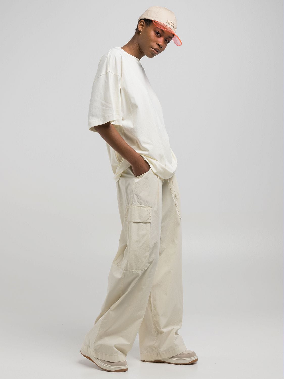Cotton t-shirt with print on the back Butter white
