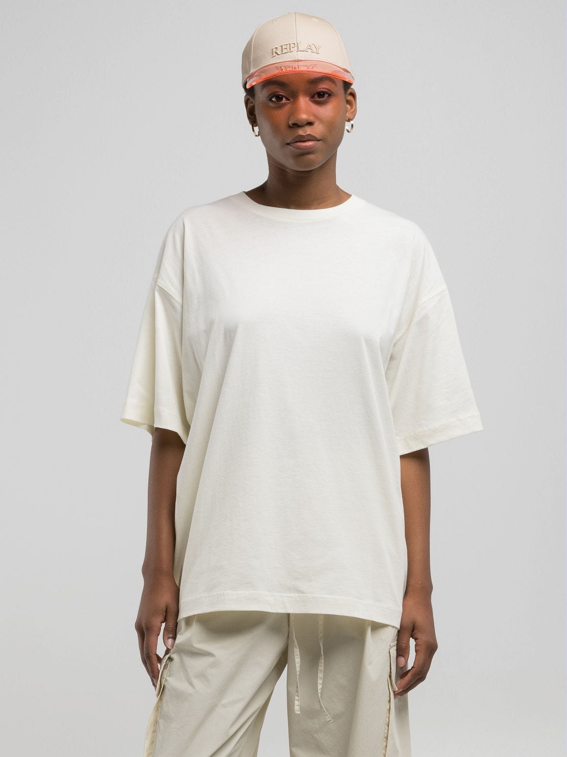 Tシャツ・カットソー LAUGHER Menades T-shirt White TS39 Cotton t-shirt with print on the back Butter white