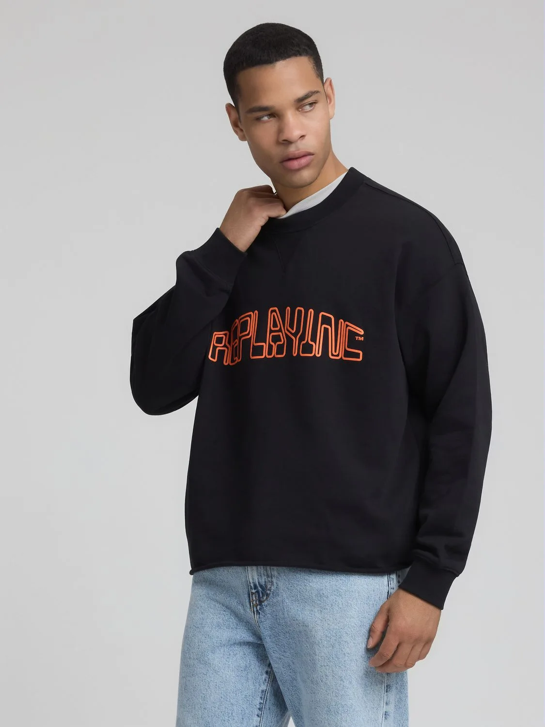 REPLAY SWEAT-SHIRT AVANTGARDE RAS-DU-COU AGENRE REPLAY INC. KU6061.000.D23960 BLACK 2