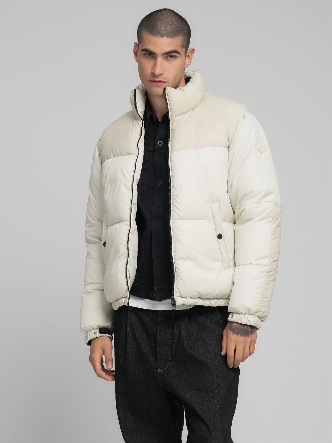 REPLAY BLOUSON REMBOURRÉ À COL MONTANT M8481 .000.85312 SNOW WHITE 2