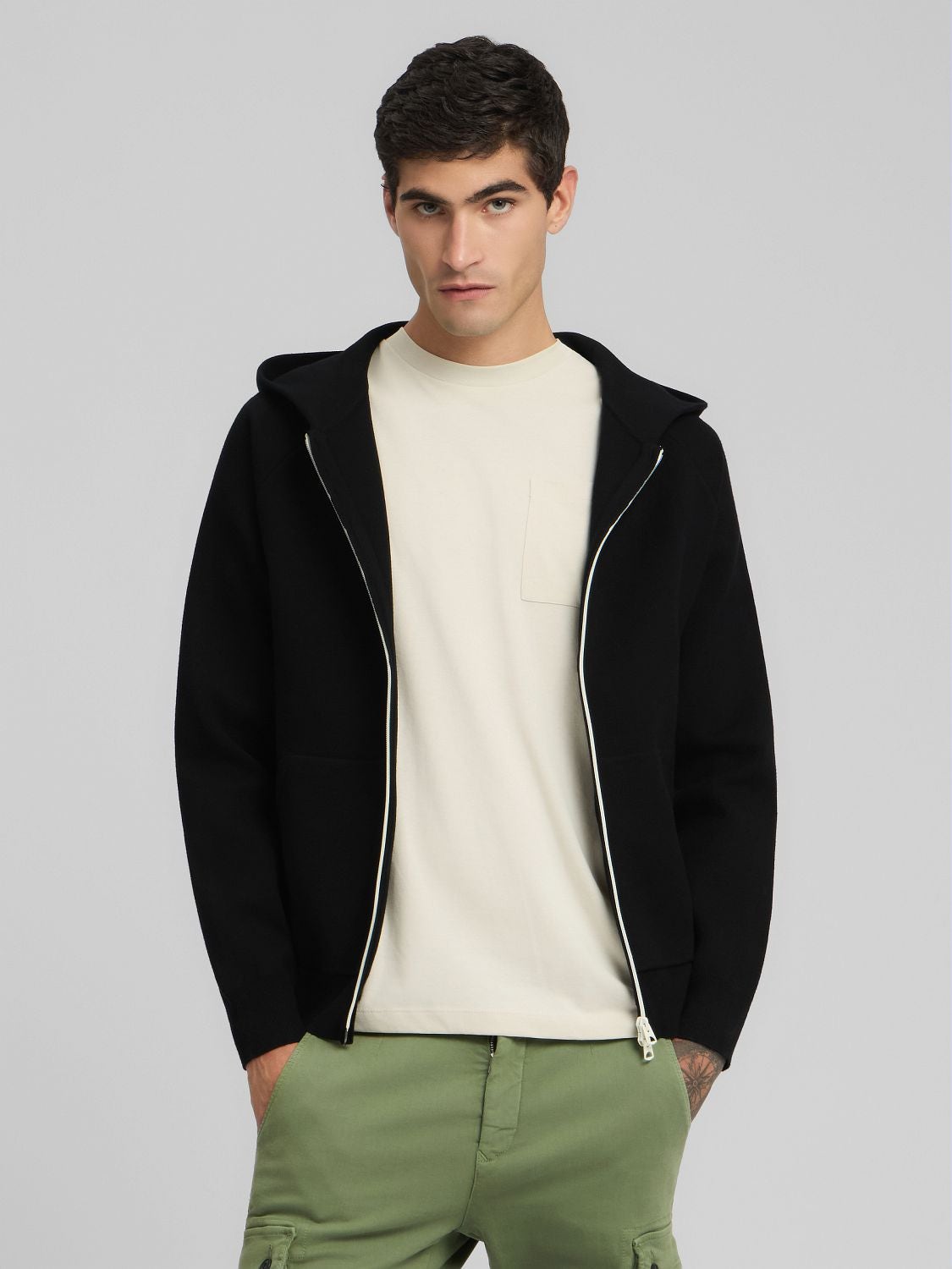 REPLAY HOODY WITH FLOCKED PRINT UK4879.000.G23896 BLACK 2