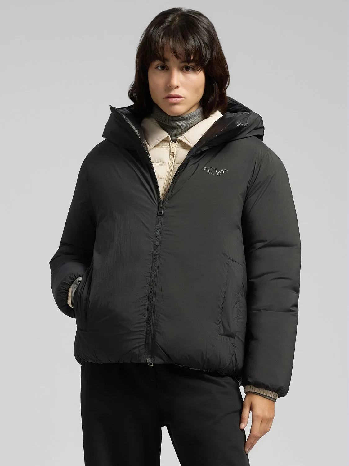 REPLAY REVERSIBLE PADDED JACKET W7909 .000.85272 BLACK 2