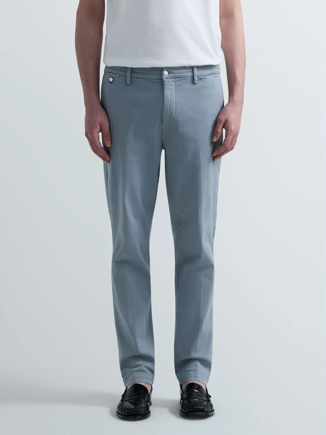 REPLAY BENNI REGULAR-FIT CHINO JEANS M9722E.000.8366197 PEWTER BLUE 2