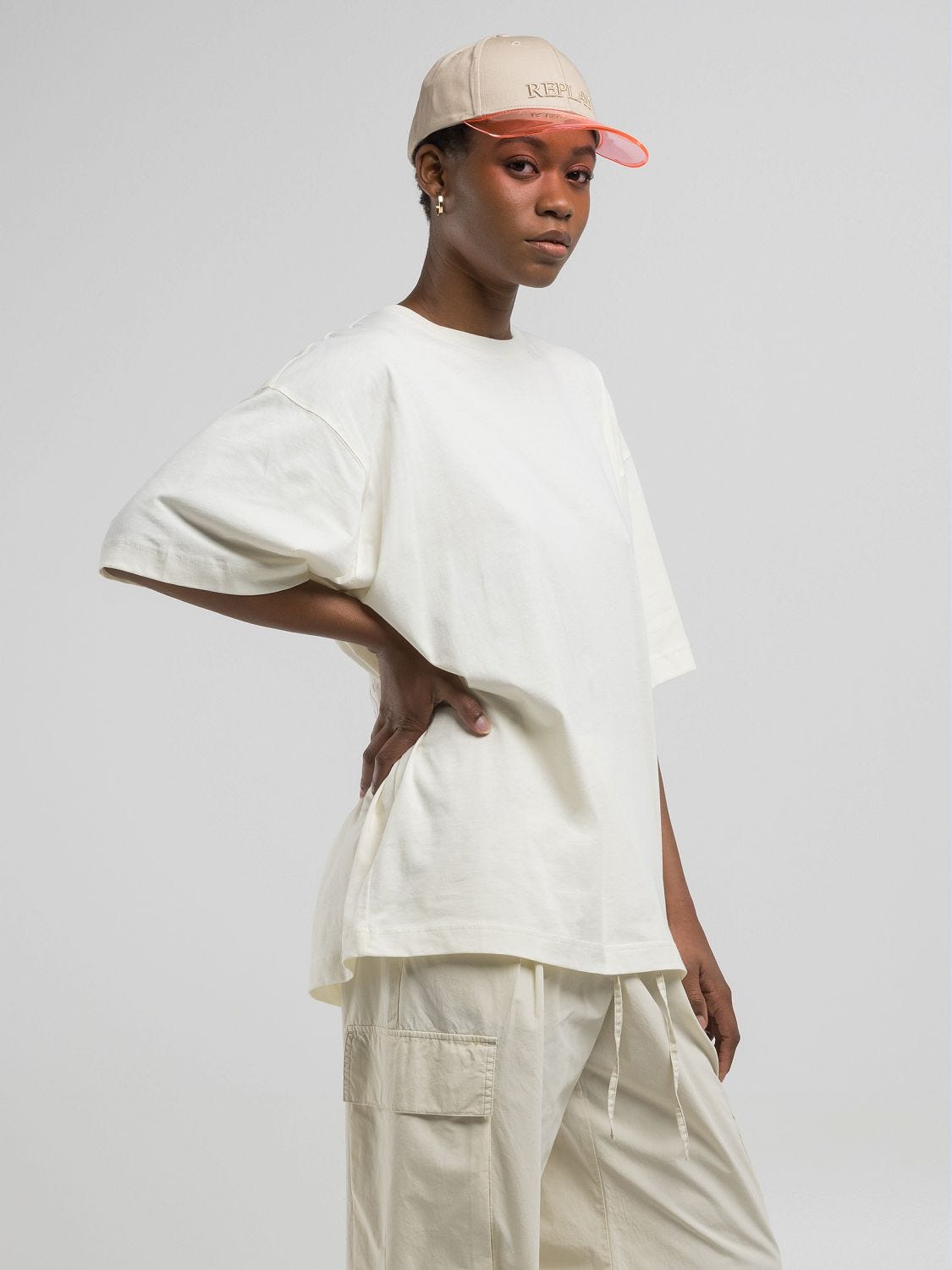【5％OFF】 Cotton t-shirt white Butter back the on print with トップス