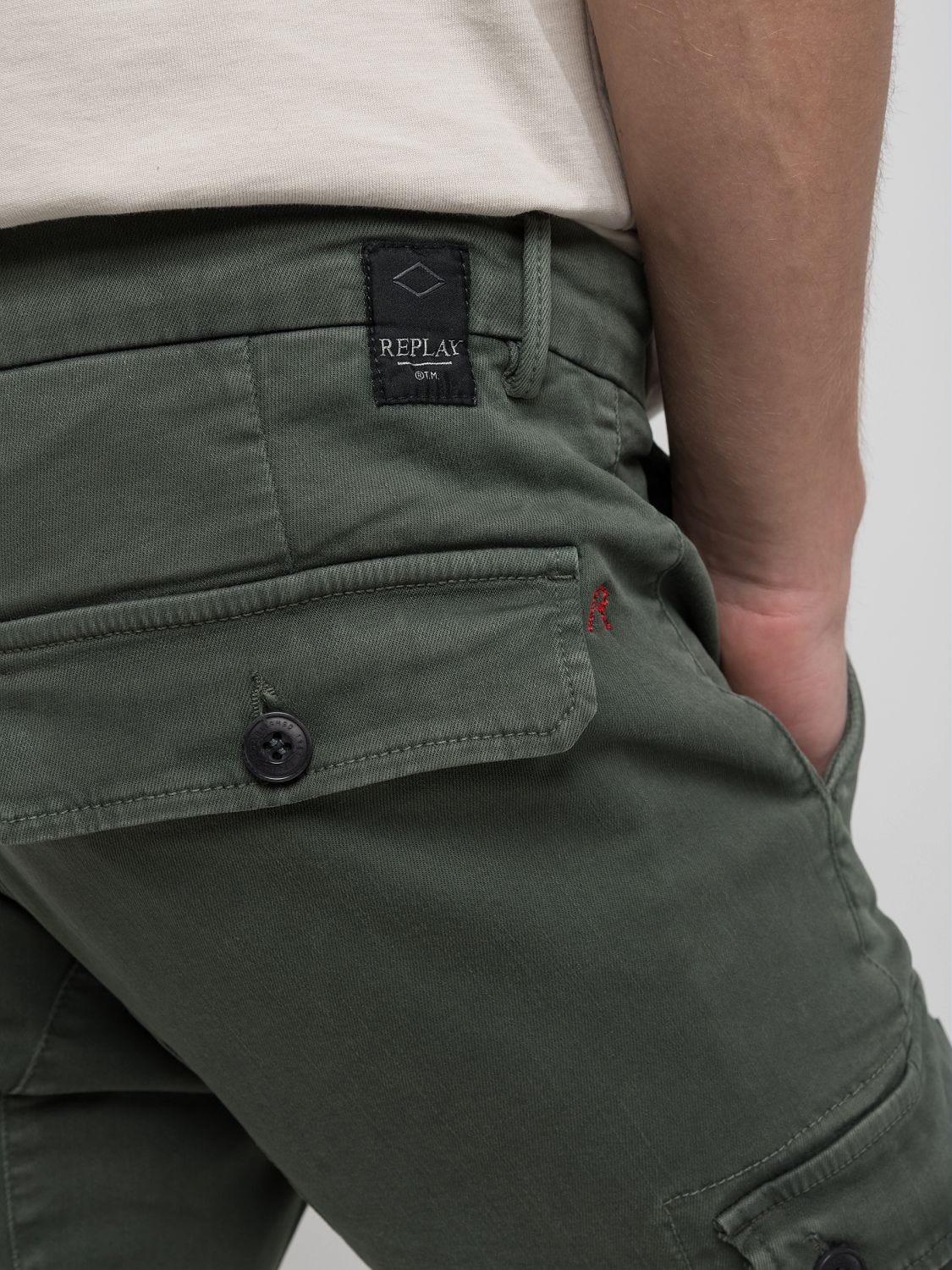 Jaan slim-fit jeans Military green.. | Replay Jeans