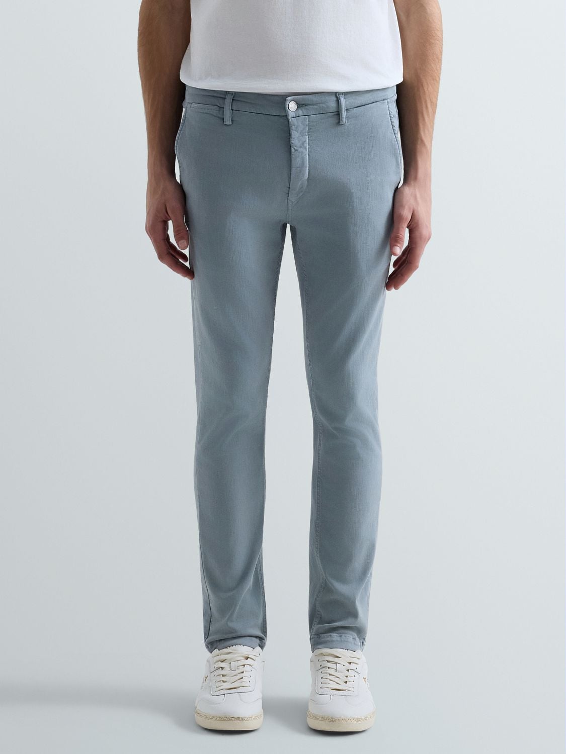 ZEUMAR SLIM-FIT CHINO JEANS