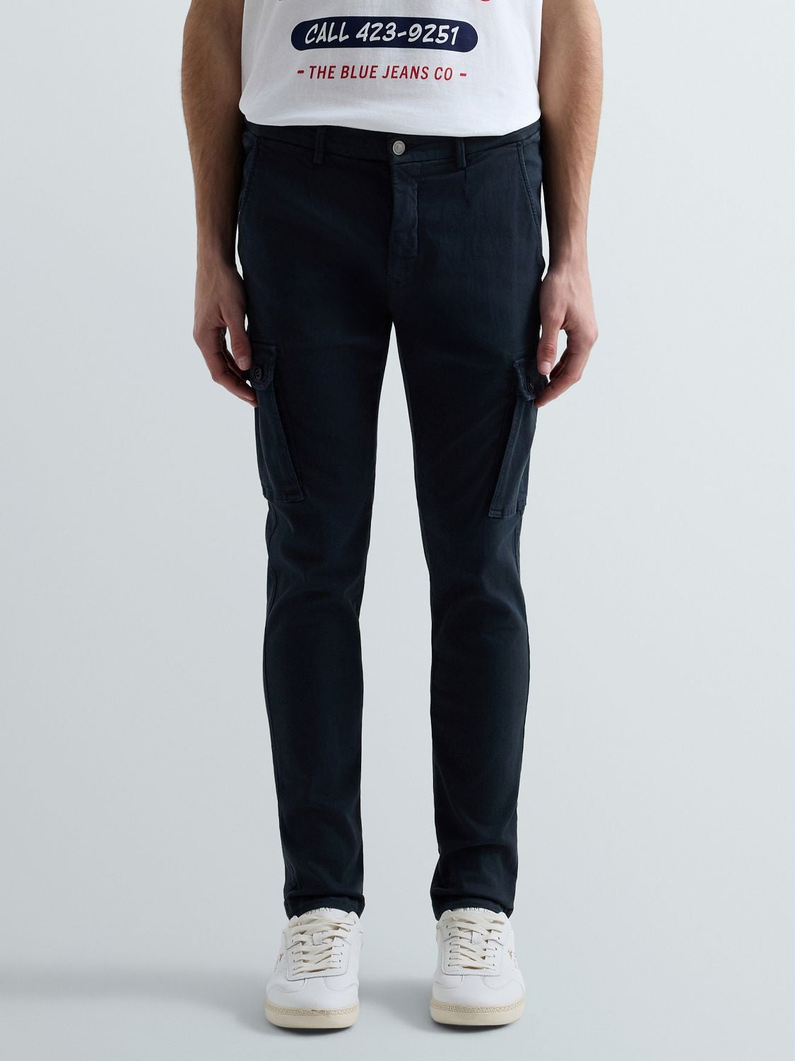 REPLAY JAAN SLIM-FIT CARGO JEANS M9649E.000.8366197 BLUE 2