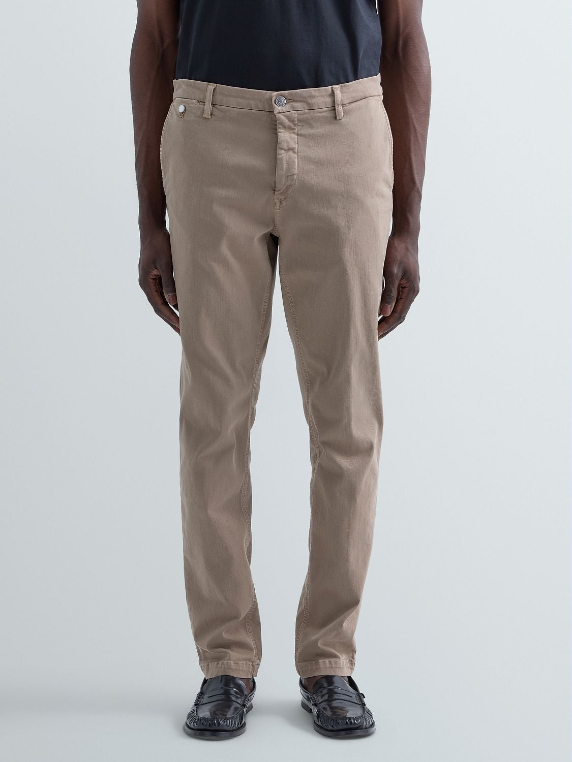 REPLAY BENNI REGULAR-FIT CHINO JEANS M9722E.000.8366197 SAND 2