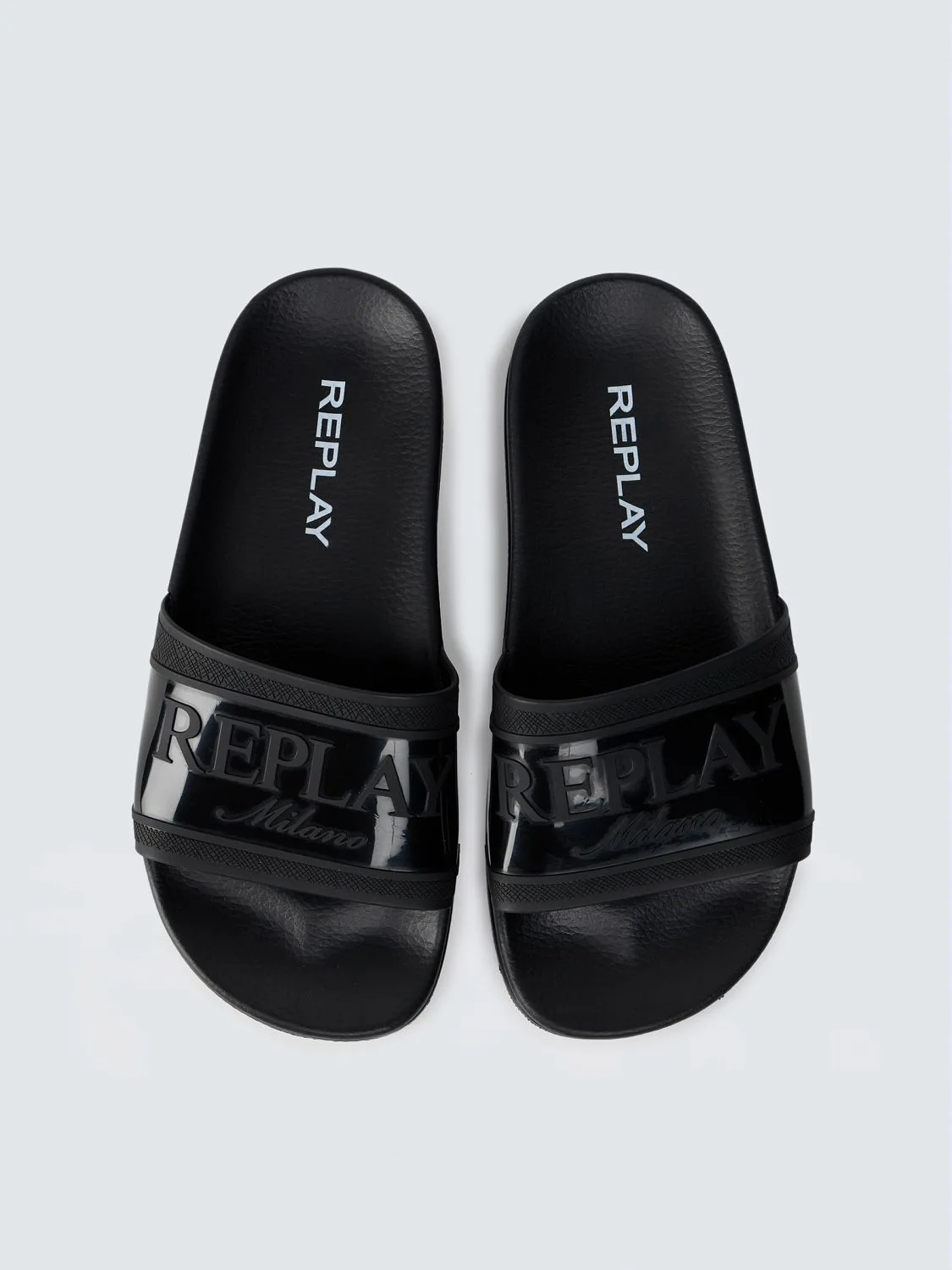 Up w sleek branded sliders Black | Replay Jeans