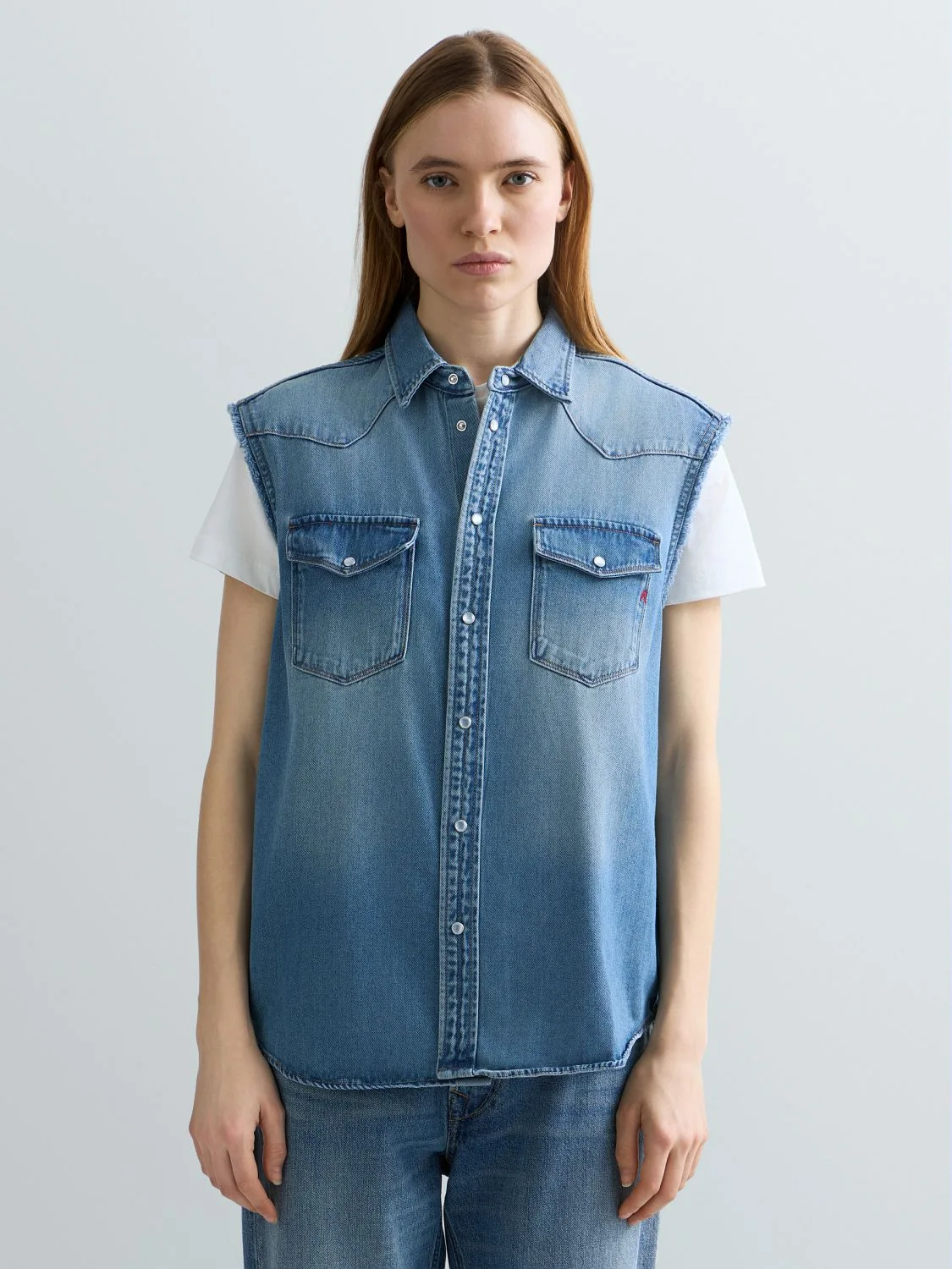 REPLAY DENIM SLEEVELESS SHIRT W2437 .000.624 15A MEDIUM BLUE 2