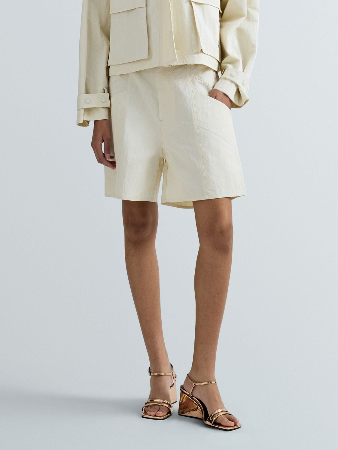 REPLAY RELAXED-FIT TWILL SHORTS W8198 .000.85488 CHALK 2