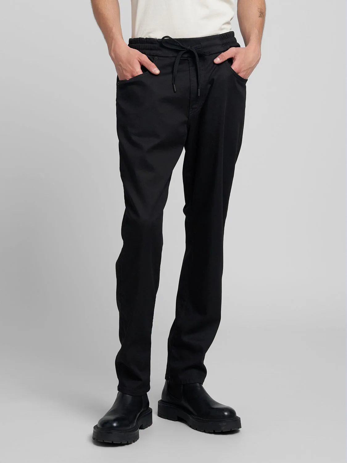 REPLAY LANNY SLIM-FIT JEANS M1037 .000.885 960 BLACK 2