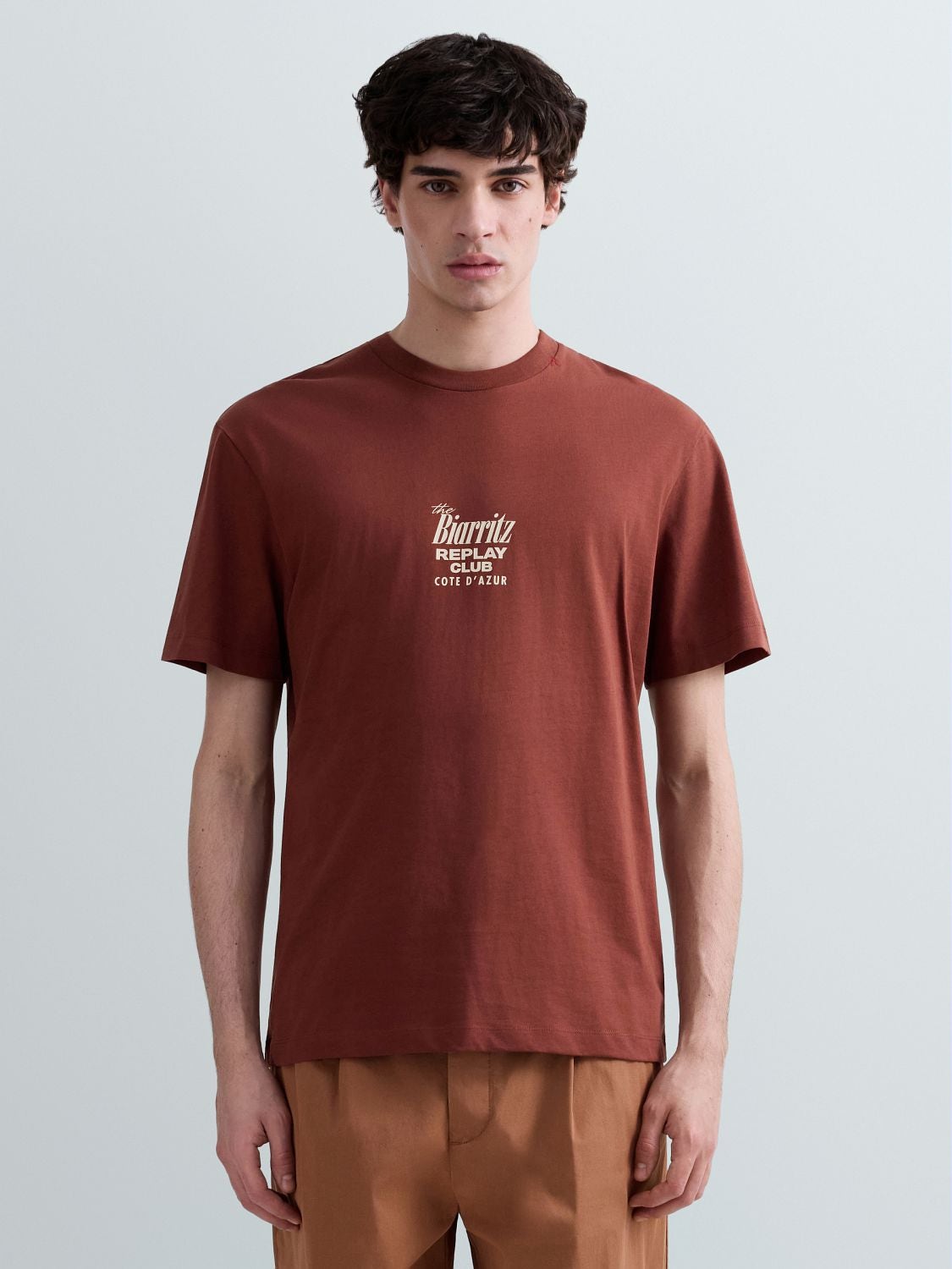 REPLAY T-SHIRT IN COTONE CON STAMPA COCKTAIL M3374 .000.23608P CHOCOLATE 2