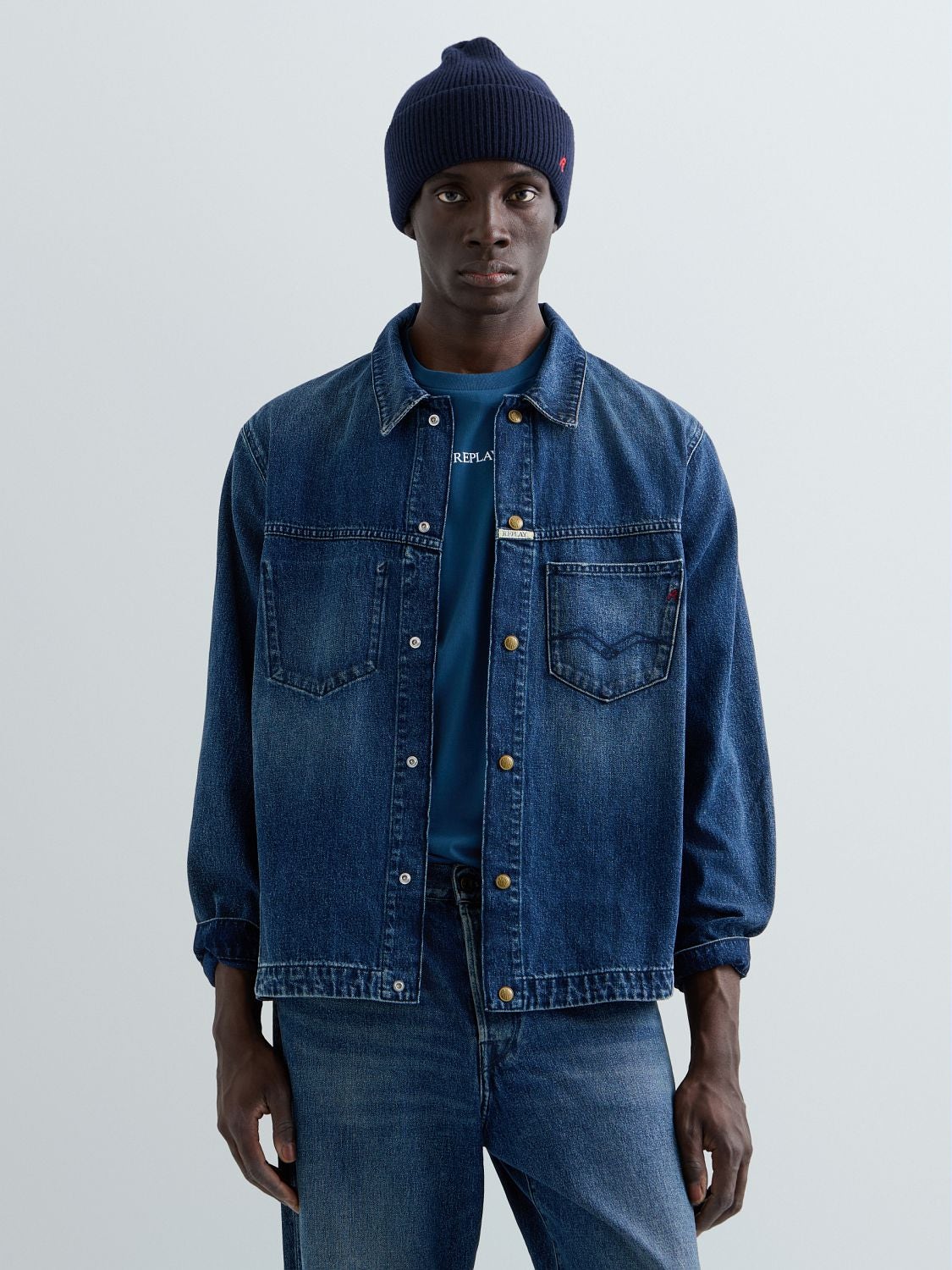 REPLAY DENIM JACKET WITH BREAST POCKET M13M7 .000.128 24A MEDIUM BLUE 2