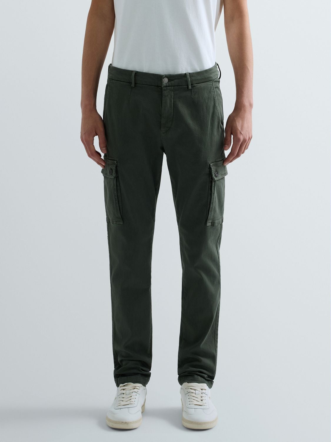 REPLAY SLIM-FIT-CARGO-JEANS JAAN M9649E.000.8366197 MILITARY GREEN.. 2