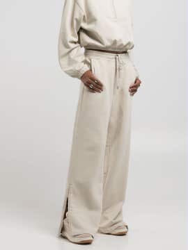 WIDE-LEG-HOSE