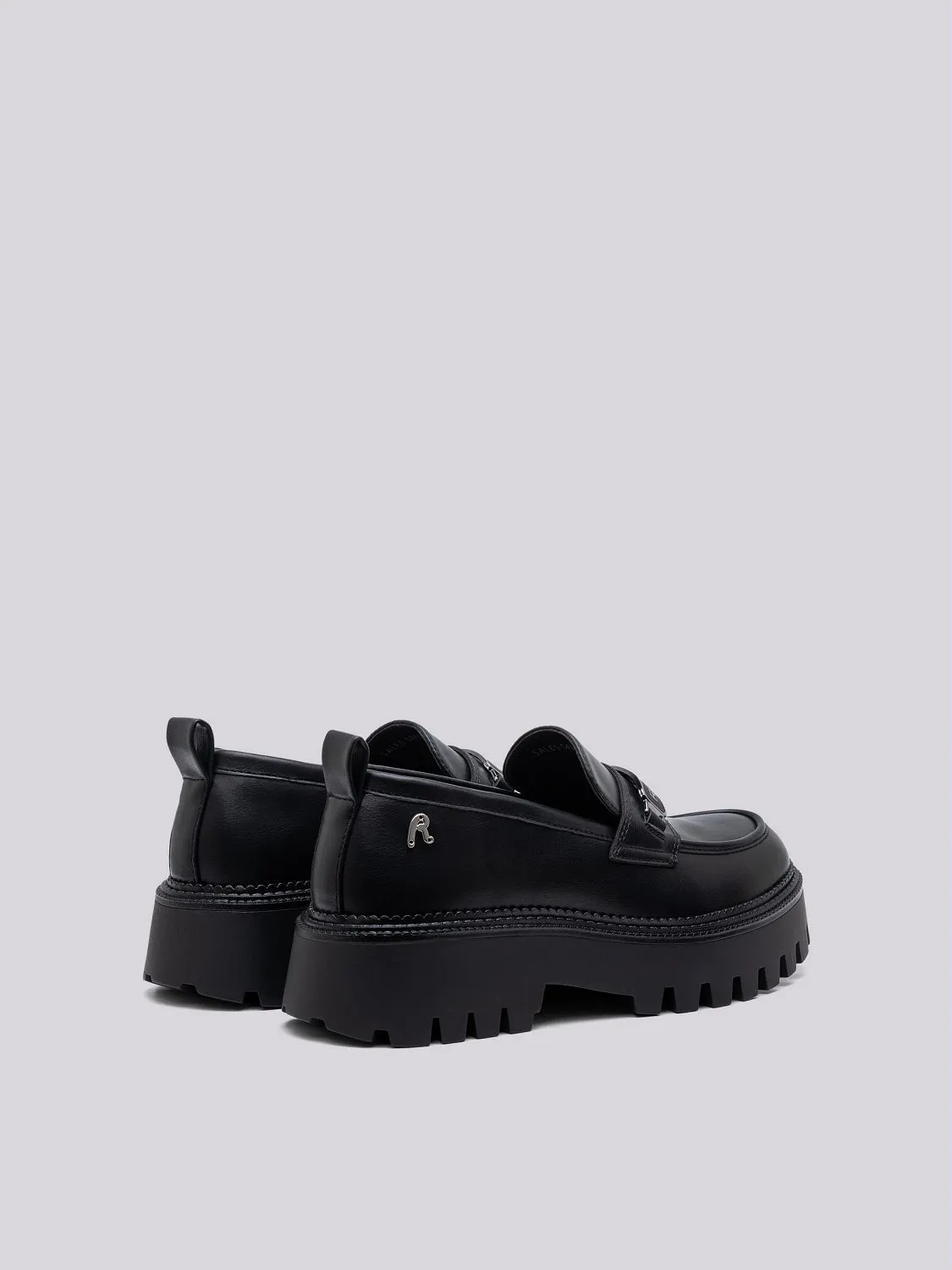 最終値下げ！【新色！】Trois Logo Loafers 新色】Trois Logo Loafers
