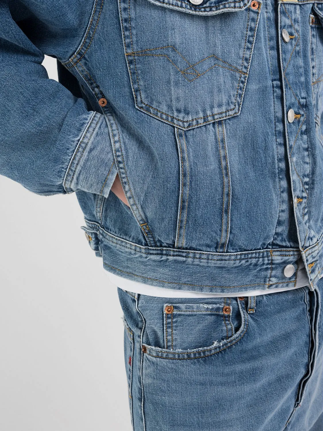 【DISCERNMENT】Unique highlight blue denim DISCERNMENT】Unique highlight blue denim (DISCERNMENT/デニム