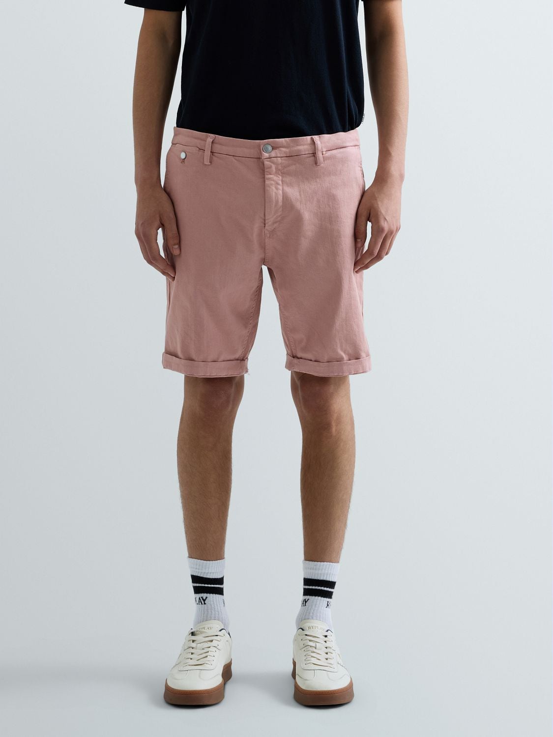 REPLAY BENNI REGULAR-FIT SHORTS M9782E.000.8366197 ANTIQUE PINK 2