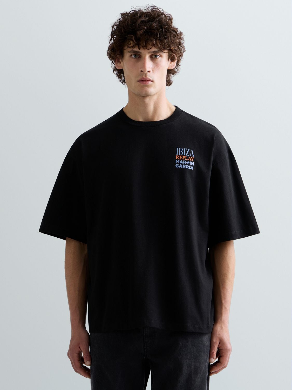 REPLAY REPLAY X MARTIN GARRIX IBIZA T-SHIRT WITH GRAPHIC M005W .000.00QM9 BLACK 2